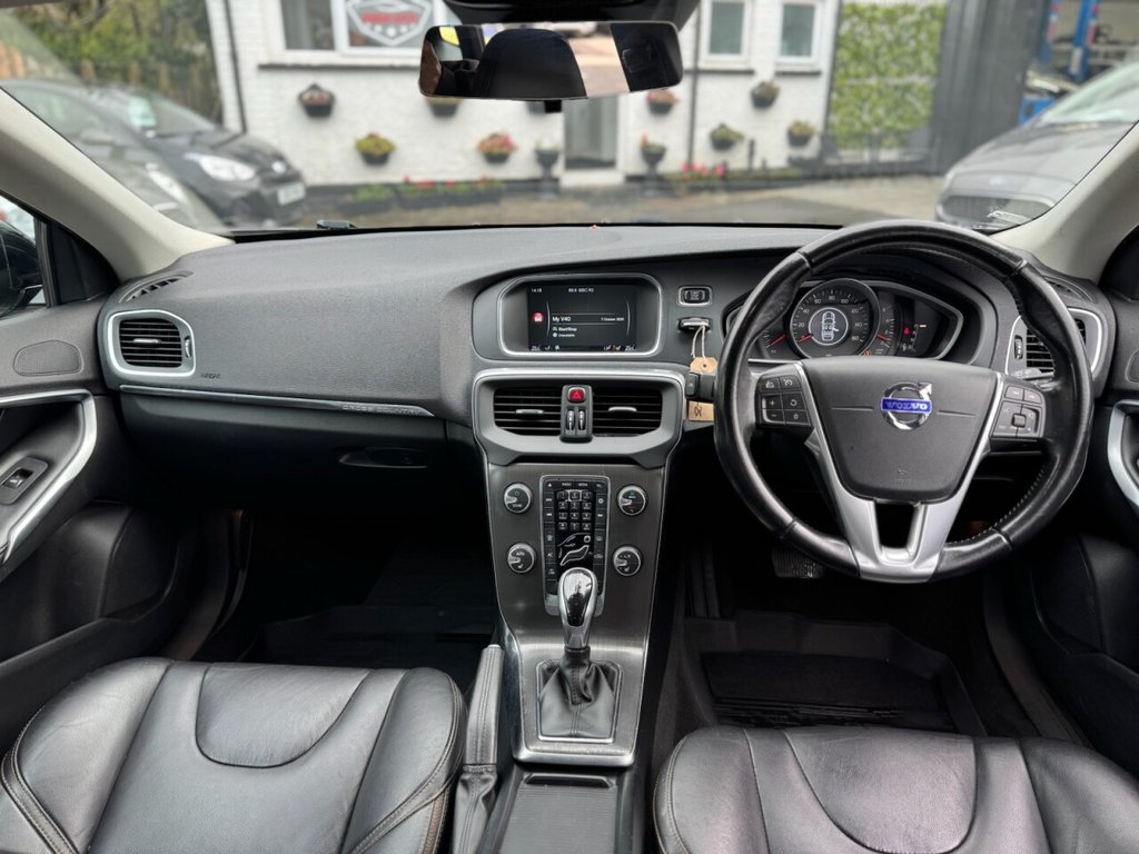 Used Volvo V40 Cross Country 2014 for sale - 76132678: Photo 12