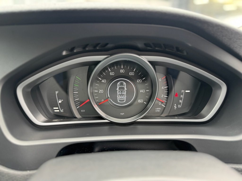 Used Volvo V40 Cross Country 2014 for sale - 76132678: Photo 17