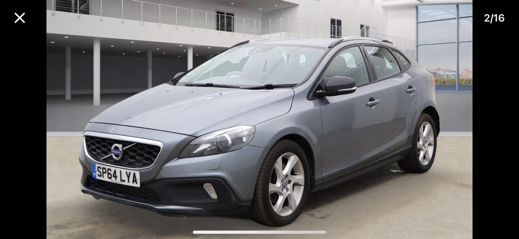 Used Volvo V40 2014 for sale - 76132678: Photo 2