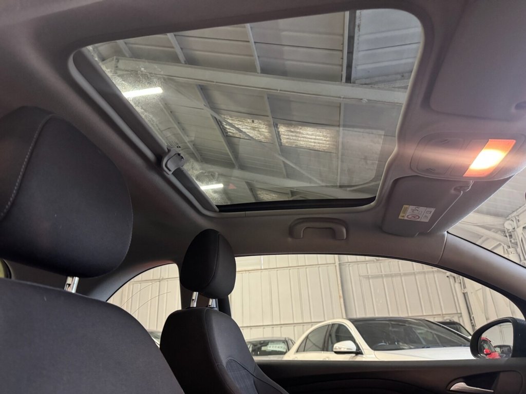 Used Vauxhall ADAM 2014 for sale - 77850254: Photo 16