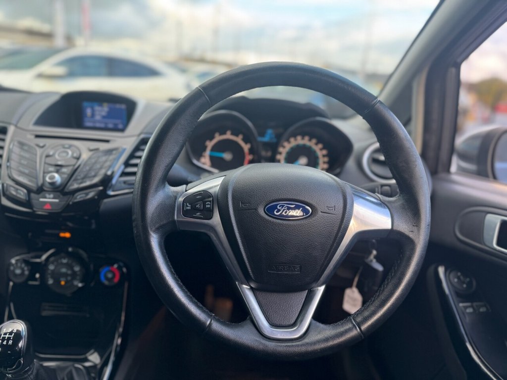 Used Ford Fiesta 2016 for sale - 76520510: Photo 11