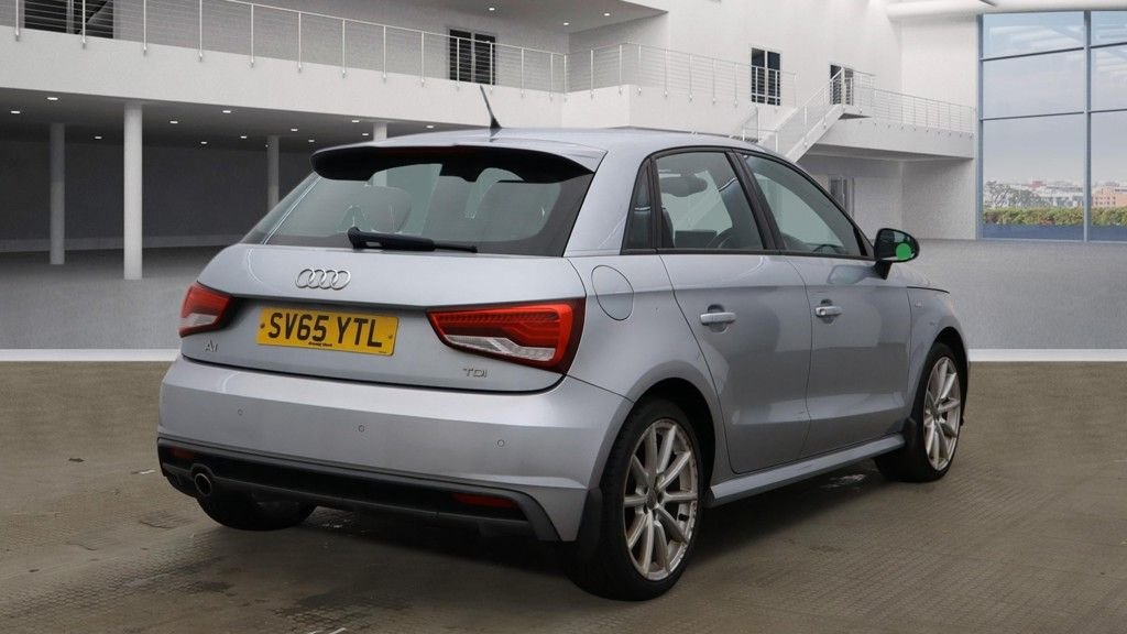Used Audi A1 2015 for sale - 77165931: Photo 10