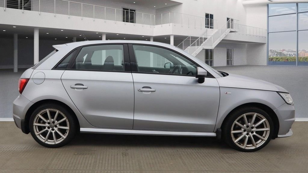 Used Audi A1 2015 for sale - 77165931: Photo 11