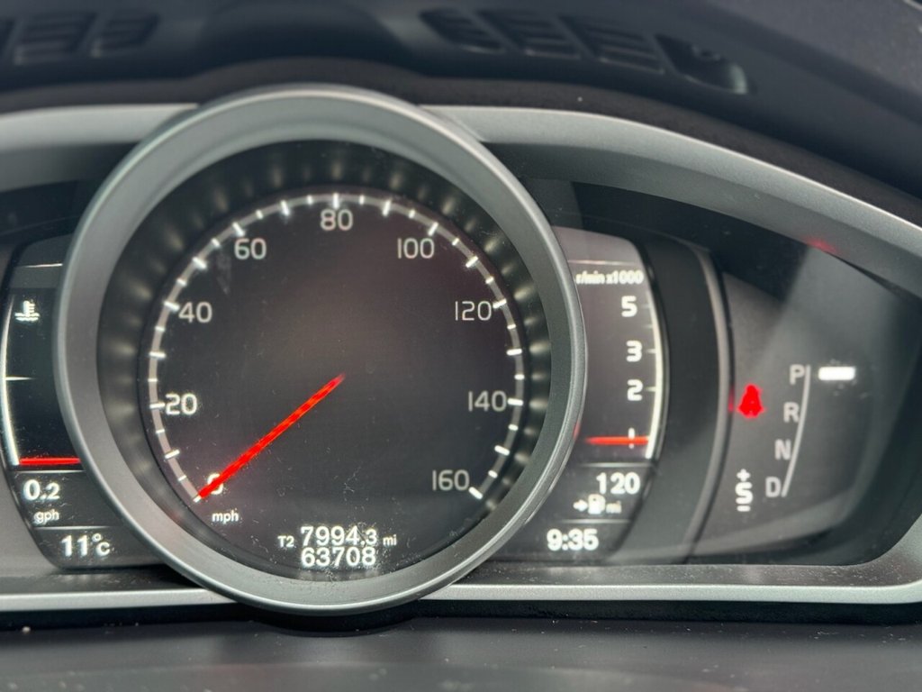 Used Volvo V40 2018 for sale - 77498955: Photo 15