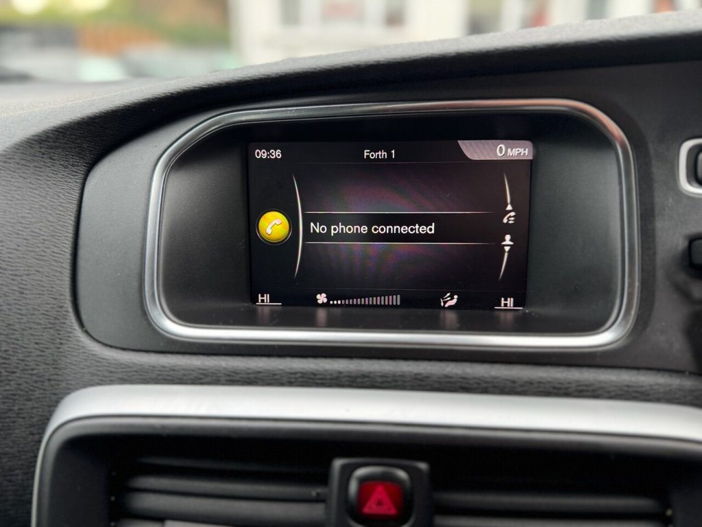 Used Volvo V40 2018 for sale - 77498955: Photo 18