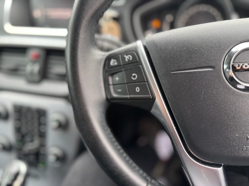 Used Volvo V40 2018 for sale - 77498955: Photo 24