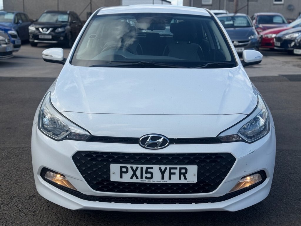 Used Hyundai i20 2015 for sale - 76417126: Photo 2