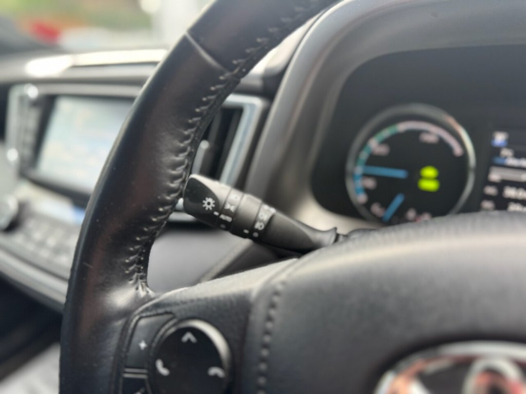 Used Toyota RAV4 2016 for sale - 77263616: Photo 24