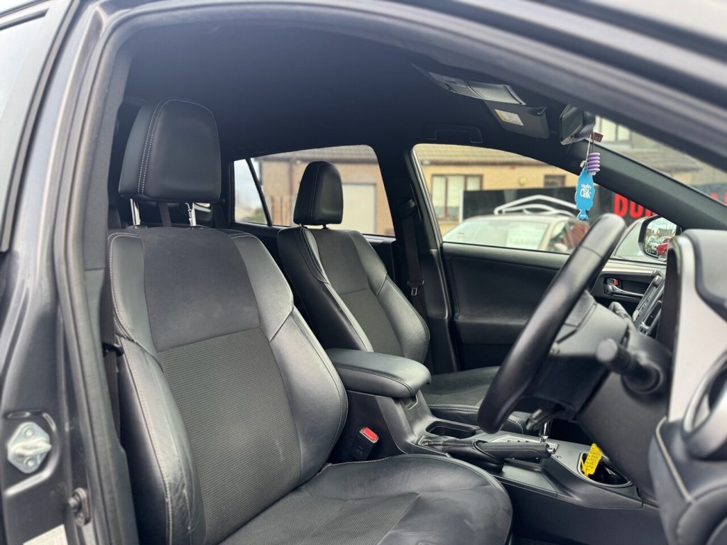 Used Toyota RAV4 2016 for sale - 77263616: Photo 26