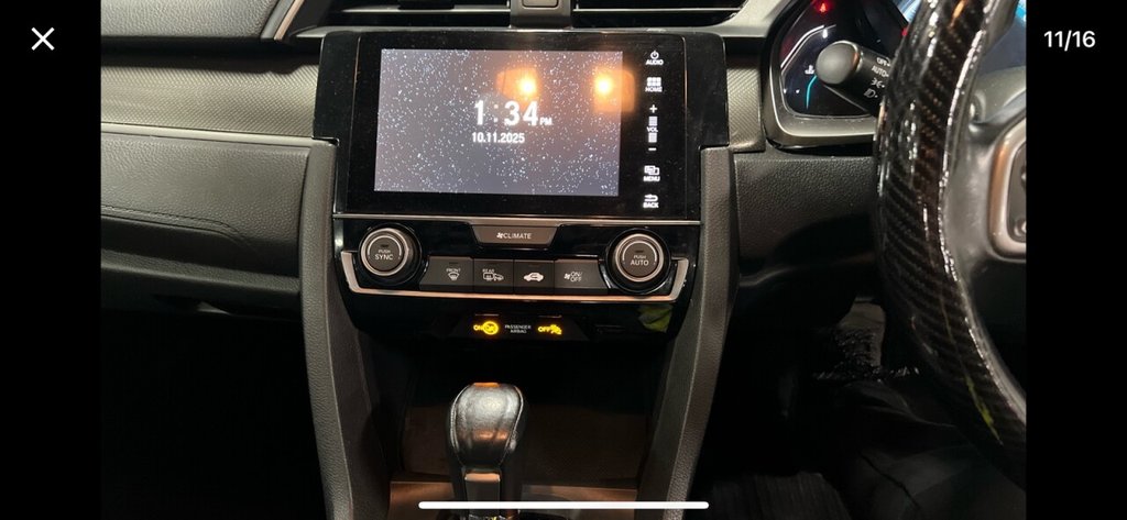 Used Honda Civic 2017 for sale - 76698675: Photo 11