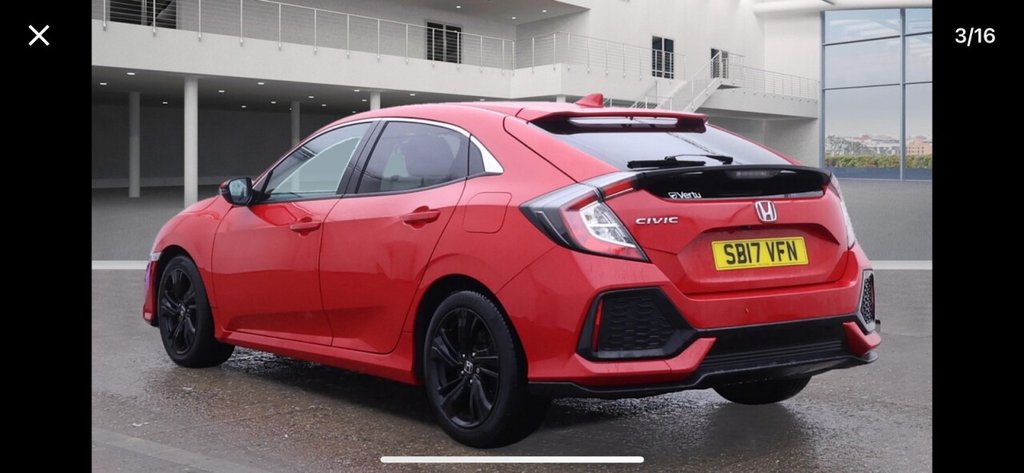 Used Honda Civic 2017 for sale - 76698675: Photo 3