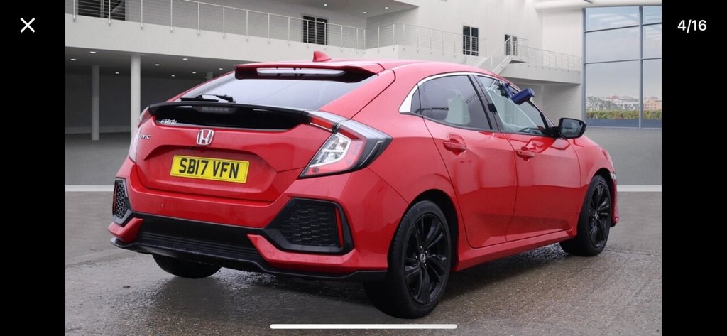 Used Honda Civic 2017 for sale - 76698675: Photo 4