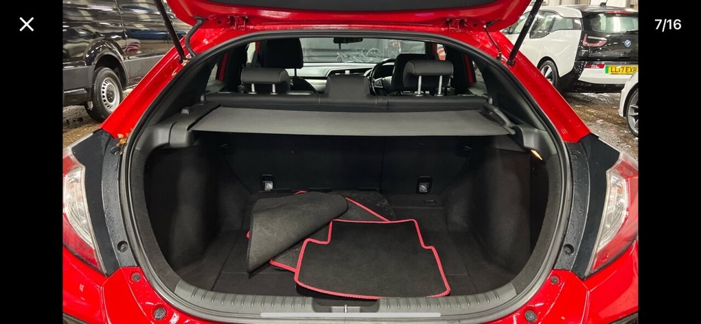 Used Honda Civic 2017 for sale - 76698675: Photo 7