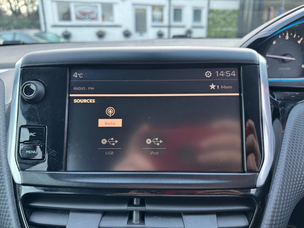 Used Peugeot 2008 2017 for sale - 77227368: Photo 15