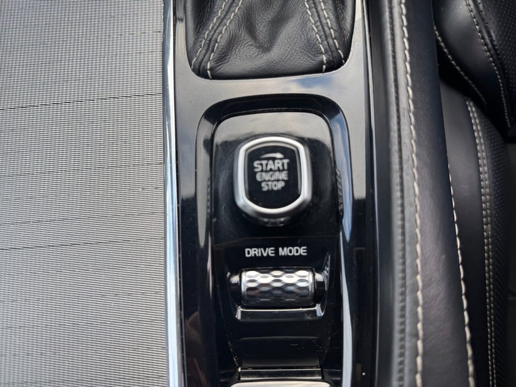 Used Volvo XC90 2018 for sale - 76256375: Photo 37