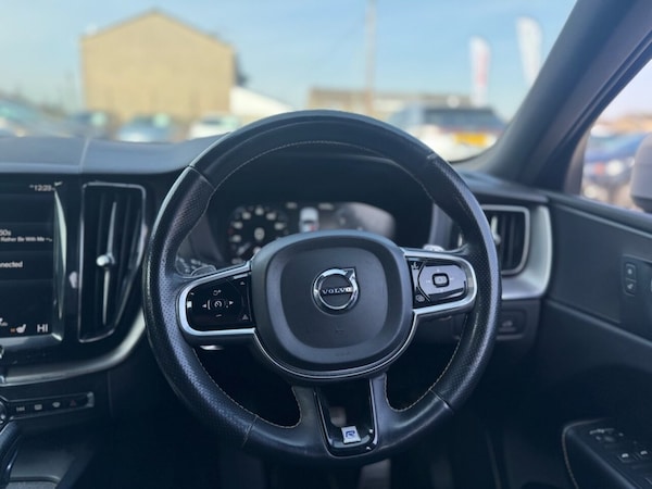 Used Volvo XC60 2018 for sale - 73971241: Photo 11