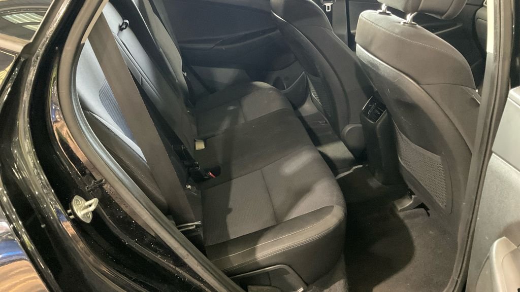 Used Hyundai TUCSON 2017 for sale - 77821256: Photo 8