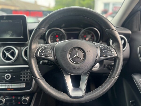 Used Mercedes-Benz GLA 2018 for sale - 75320394: Photo 11