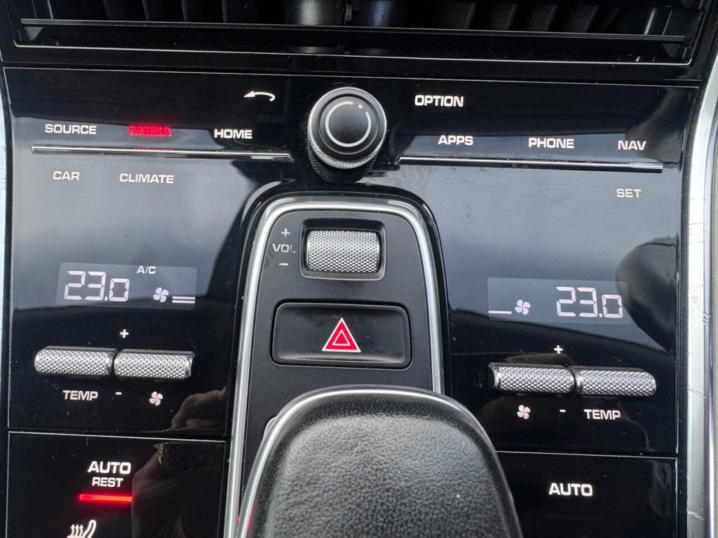 Used Porsche Panamera 2017 for sale - 76559412: Photo 25