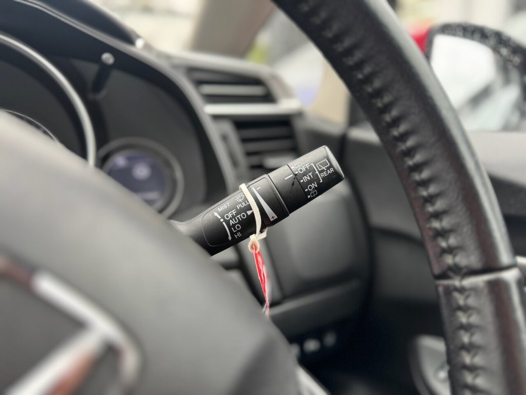 Used Honda Jazz 2018 for sale - 77499101: Photo 25