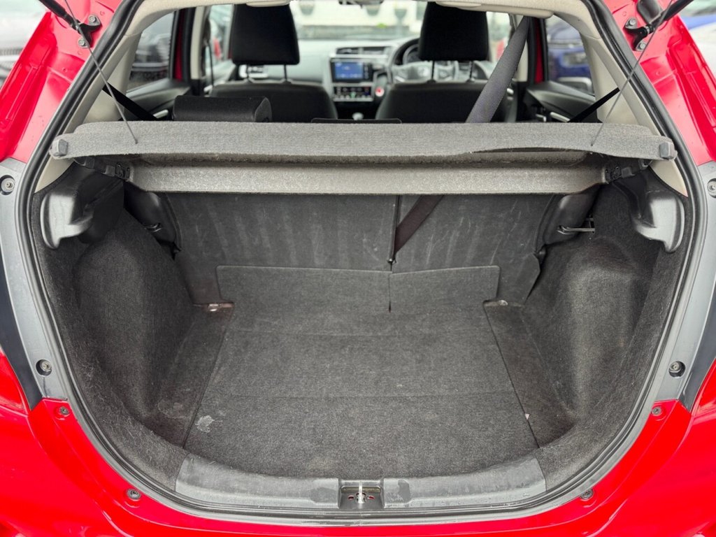 Used Honda Jazz 2018 for sale - 77499101: Photo 31