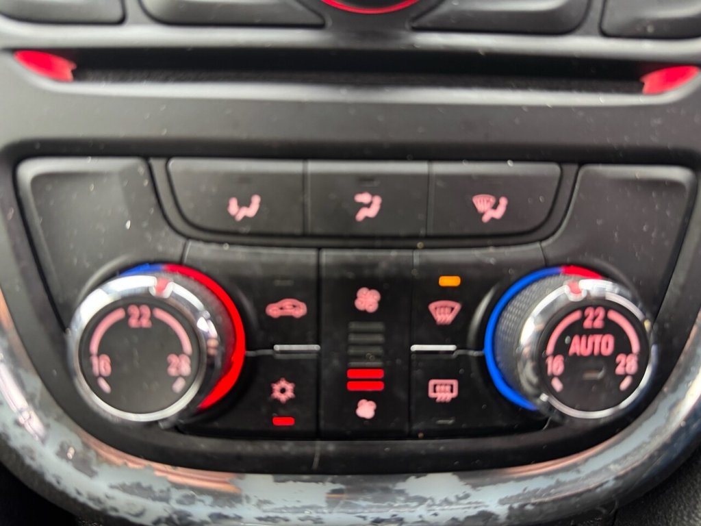 Used Vauxhall Mokka 2015 for sale - 76559051: Photo 21