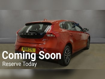 Used Volvo V40 2018 for sale - 78256655: Photo
