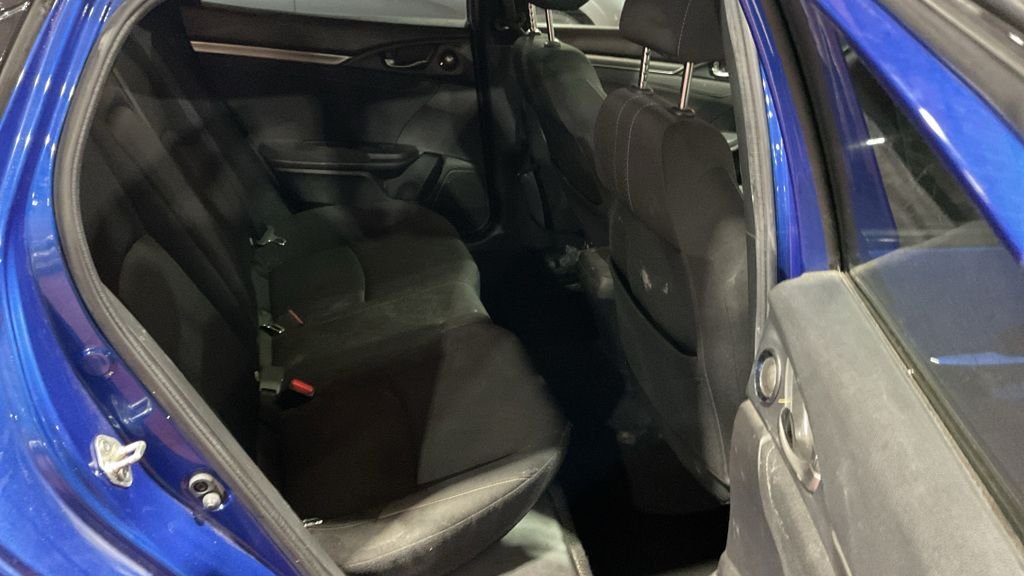 Used Honda Civic 2018 for sale - 77288308: Photo 11