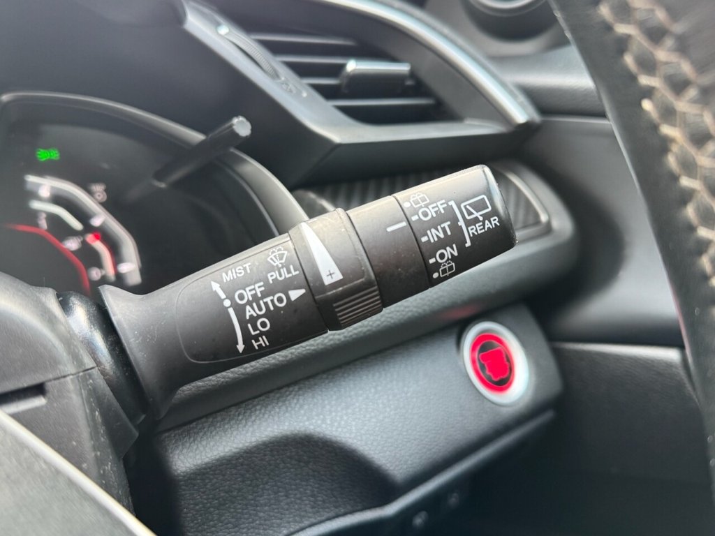 Used Honda Civic 2018 for sale - 77288308: Photo 21