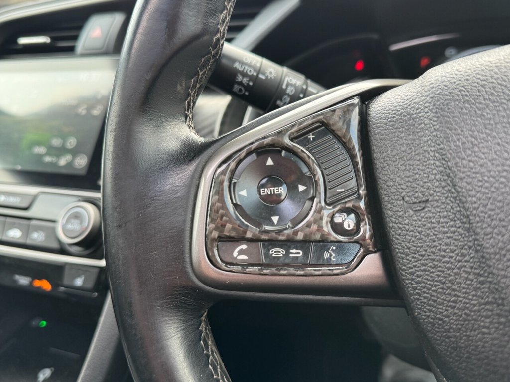 Used Honda Civic 2018 for sale - 77288308: Photo 24