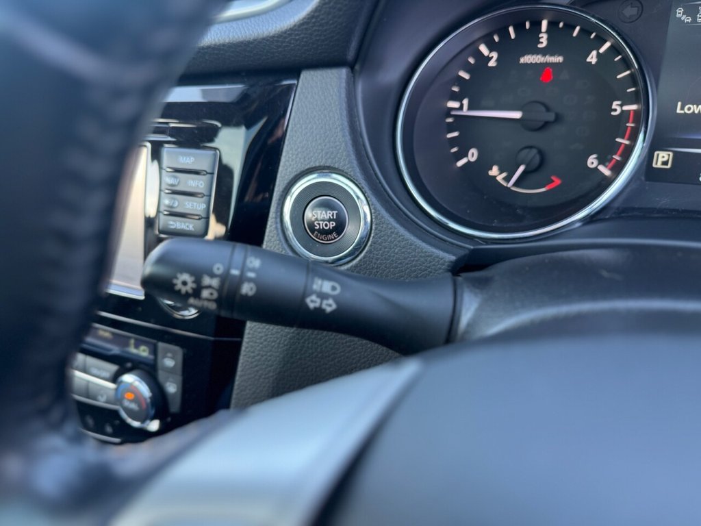 Used Nissan Qashqai 2017 for sale - 76068982: Photo 21