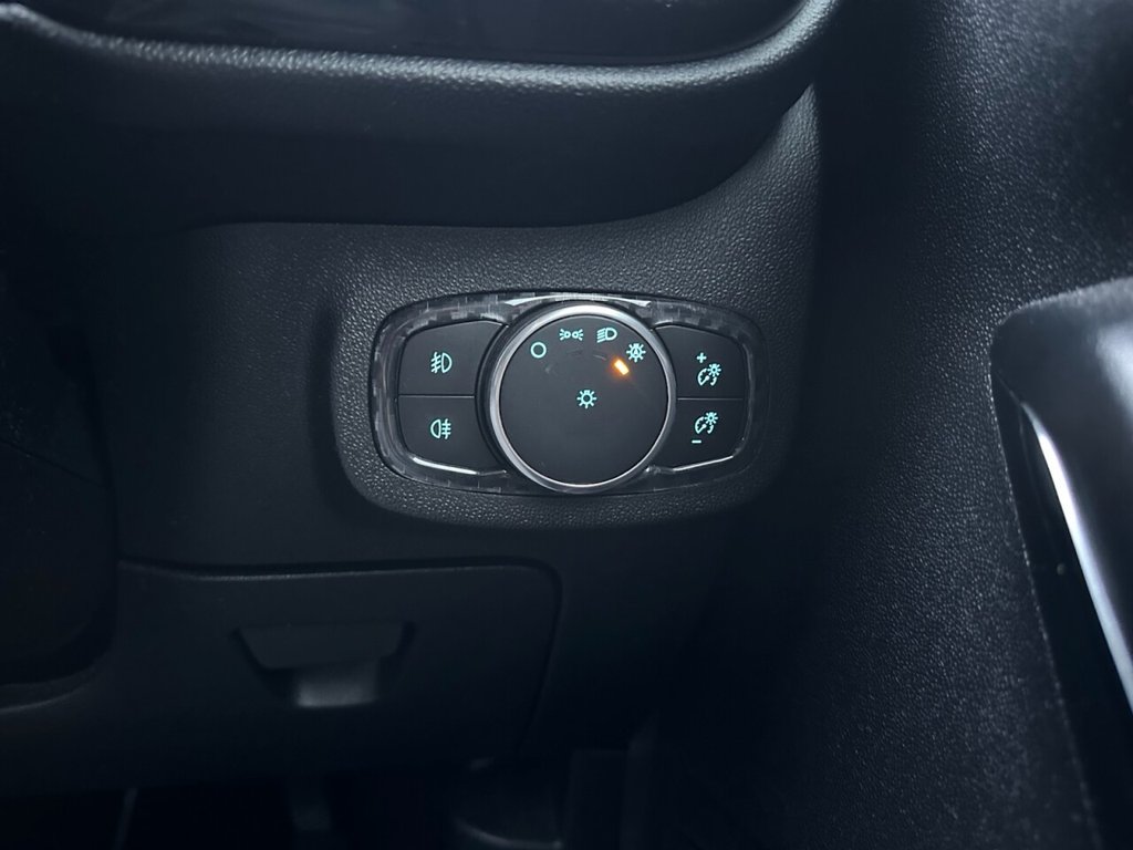 Used Ford Fiesta 2018 for sale - 77485039: Photo 2