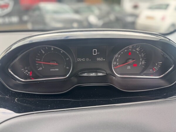 Used Peugeot 208 2014 for sale - 75653899: Photo 13