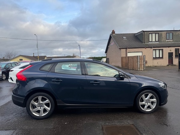 Used Volvo V40 Cross Country 2014 for sale - 73059427: Photo 8