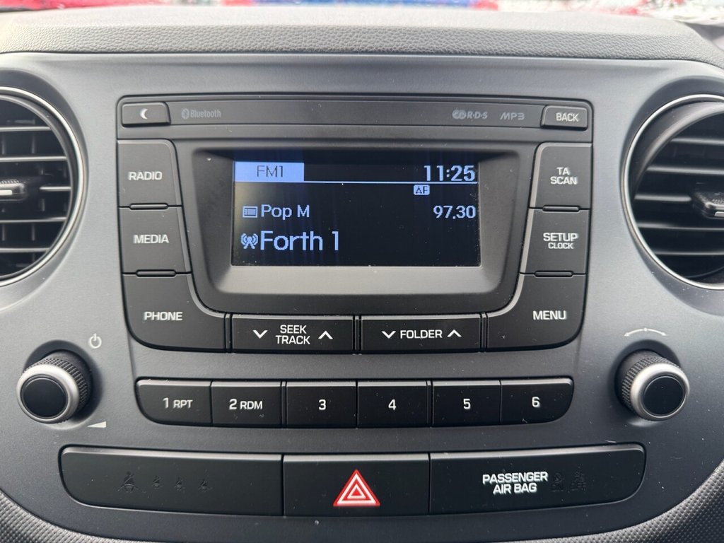 Used Hyundai i10 2017 for sale - 76080768: Photo 22