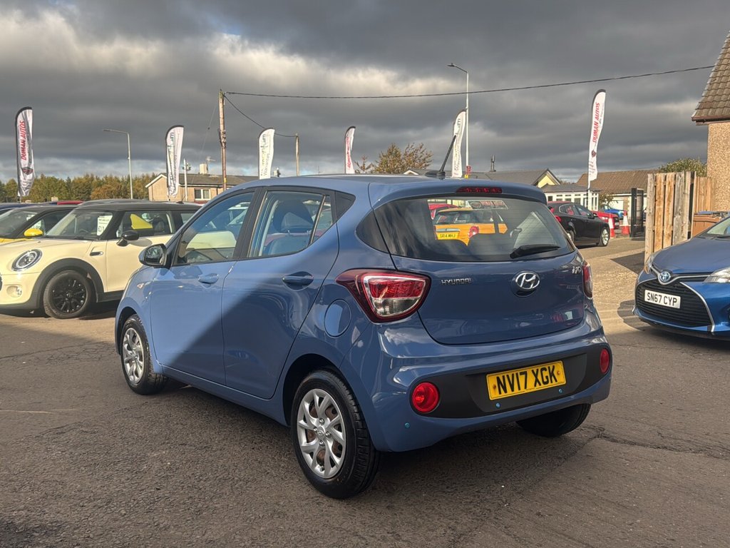Used Hyundai i10 2017 for sale - 76080768: Photo 5