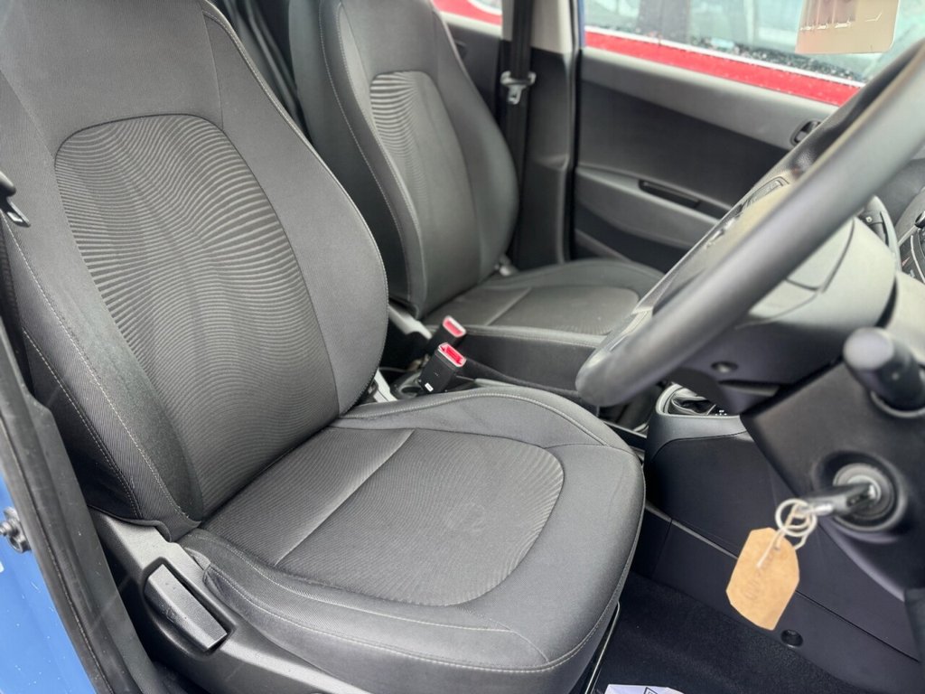 Used Hyundai i10 2017 for sale - 76080768: Photo 9