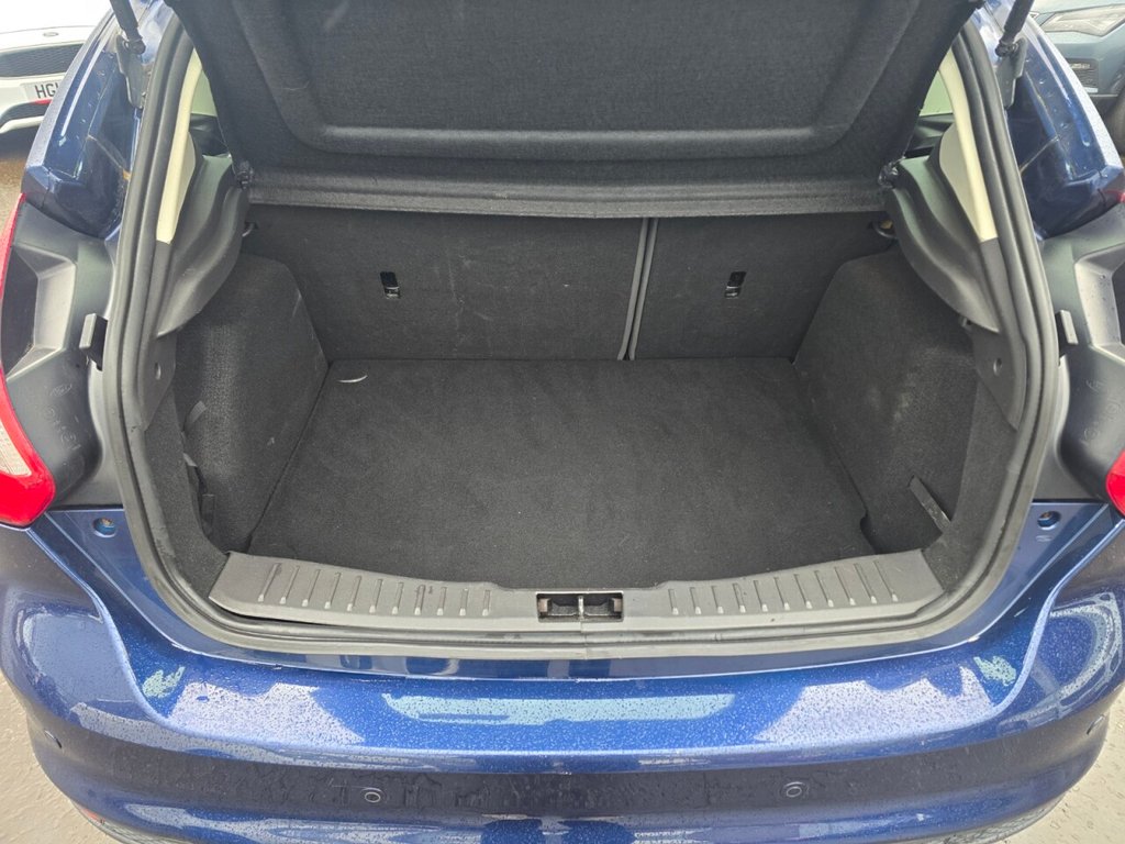 Used Ford Focus 2011 for sale - 77891297: Photo 9