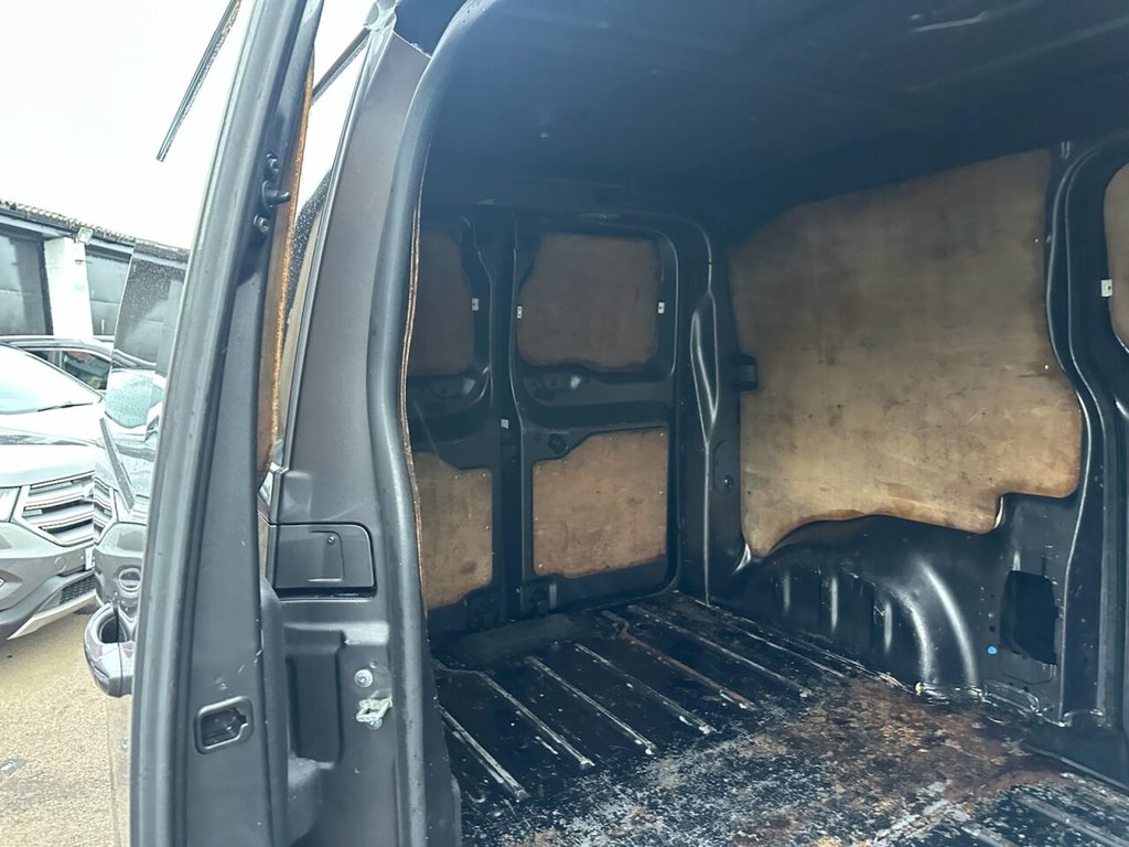 Used Vauxhall Vivaro 2020 for sale - 76867971: Photo 24