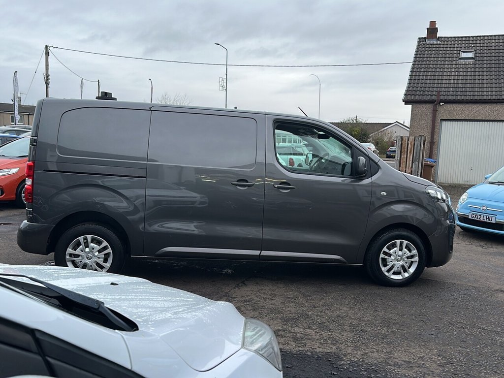 Used Vauxhall Vivaro 2020 for sale - 76867971: Photo 8