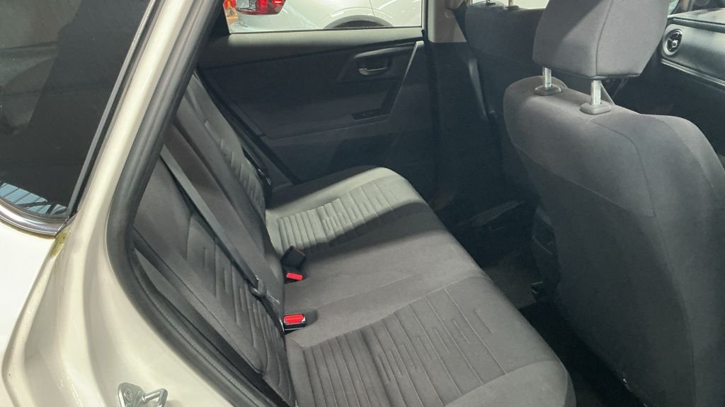 Used Toyota Auris 2018 for sale - 77806544: Photo 9