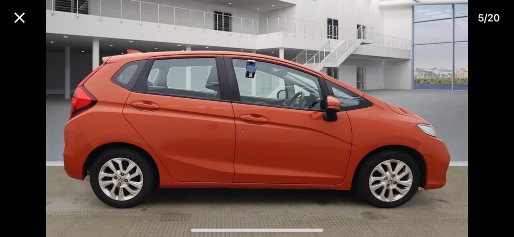 Used Honda Jazz 2018 for sale - 76758703: Photo 5