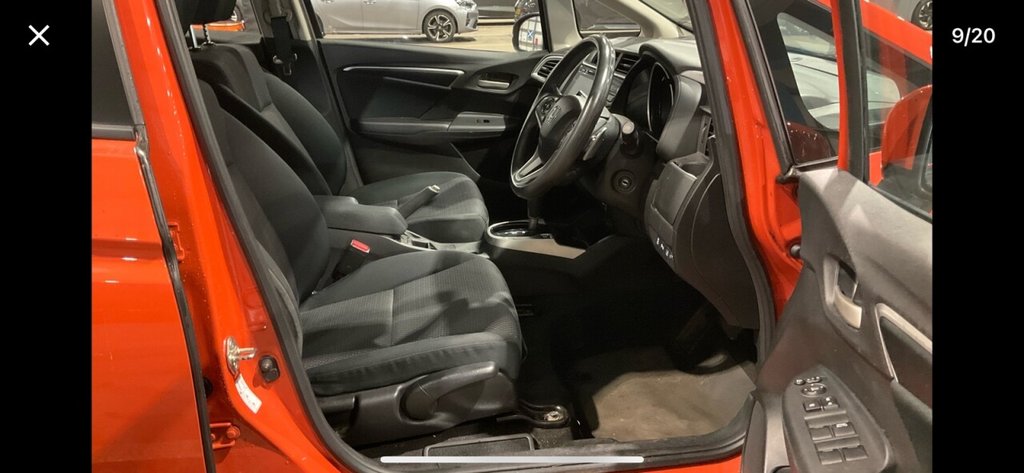 Used Honda Jazz 2018 for sale - 76758703: Photo 9