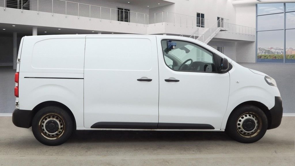 Used Vauxhall Vivaro 2022 for sale - 77821128: Photo 5