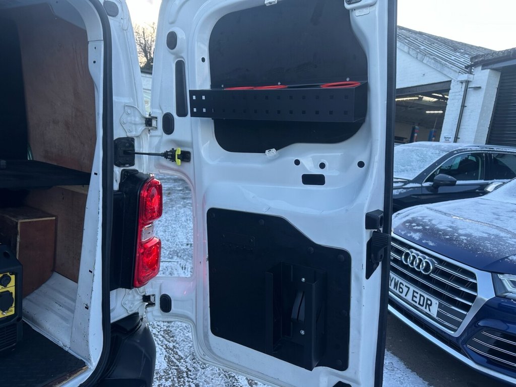 Used Vauxhall Vivaro 2020 for sale - 77096438: Photo 25