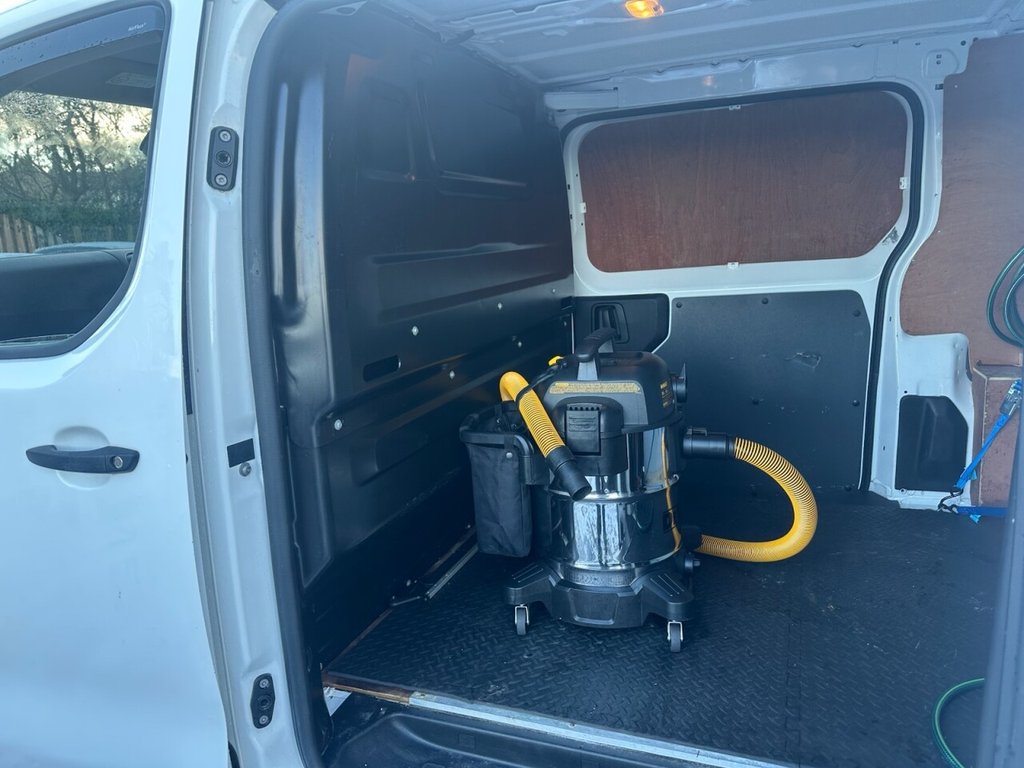 Used Vauxhall Vivaro 2020 for sale - 77096438: Photo 31