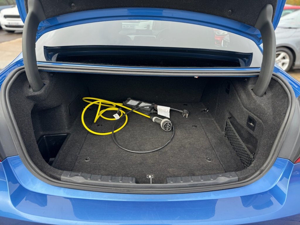 Used BMW 3 Series 2017 for sale - 76210644: Photo 30