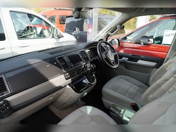 Used Volkswagen California 2018 for sale - 78903858: Photo