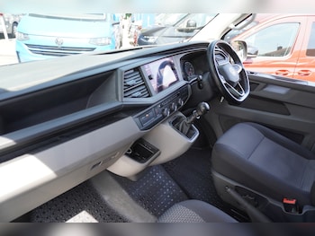 Used Volkswagen Transporter 2021 for sale - 79168301: Photo