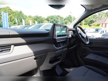 Used Volkswagen Transporter 2025 for sale - 79187840: Photo